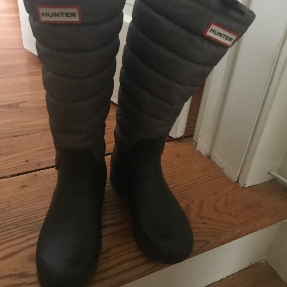 Womens size 7 hunter boots